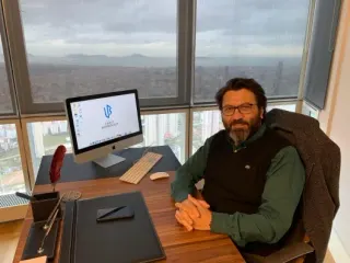 Prof. Dr. Umut Barbaros profilinde yer alan galeri fotoğrafı.