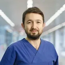 Dr. Dt. Cevat Erdem Özdemir — İstanbul. Portre fotoğrafı.