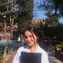 Psk. Berrin Hande Yıldız — Psikoloji, İstanbul. Portre fotoğrafı.