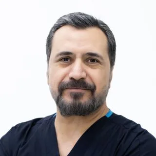 Op. Dr. Aziz Rodan Sarohan — Kadın Hastalıkları Ve Doğum, Gaziantep. Portre fotoğrafı.