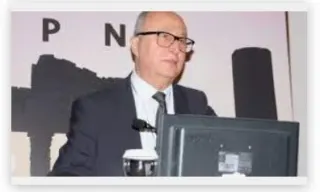 Prof. Dr. Oğuz Söylemezoğlu profilinde yer alan galeri fotoğrafı.