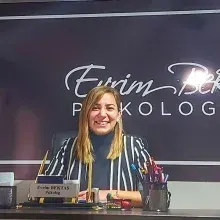 Psk. Evrim Bektaş Hoşgör — Psikoloji, Çorum. Portre fotoğrafı.