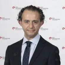 Prof. Dr. Eftal Güdemez — Zeytinburnu, İstanbul. Portre fotoğrafı.