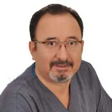 Op. Dr. Levent Tezcan — Genel Cerrahi, Bursa. Portre fotoğrafı.