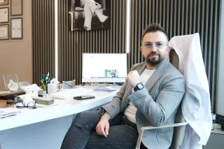 Doç. Dr. Eymen Gazel profilinde yer alan galeri fotoğrafı.