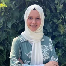 Dyt. Hatice Gürbüz — Diyetisyen, Bursa. Portre fotoğrafı.