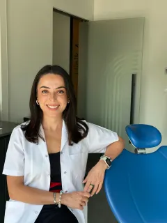 Uzm. Dt. Yeliz Arslan profilinde yer alan galeri fotoğrafı.