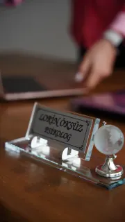 Psk. Lorin Öksüz profilinde yer alan galeri fotoğrafı.