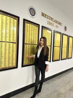 Dt. Ayça Uslu profilinde yer alan galeri fotoğrafı.