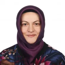 Dr. Hatice Alibaşoğlu — Psikiyatri, İstanbul. Portre fotoğrafı.