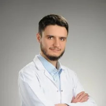 Dr. Bekir Tok — Kupa Terapi (Hacamat), Ankara. Portre fotoğrafı.