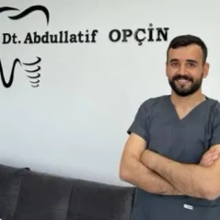 Dt. Abdullatif Opçin profilinde yer alan galeri fotoğrafı.