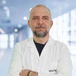 Op. Dr. Selami Karadeniz — Ortopedi Ve Travmatoloji, Amasya. Portre fotoğrafı.