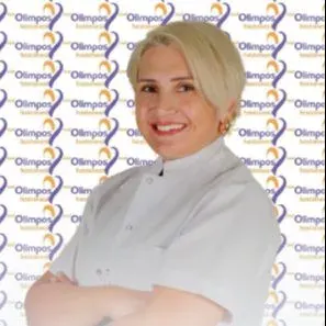 Uzm. Dr. Yeşim Yayla — Dermatoloji, Konyaaltı, Antalya. Portre fotoğrafı.