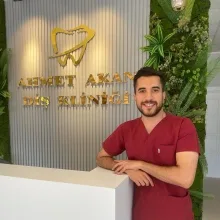 Dt. Ahmet Akan — Diş Hekimi, Adıyaman. Portre fotoğrafı.