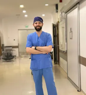 Op. Dr. Semih Ak profilinde yer alan galeri fotoğrafı.