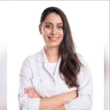 Uzm. Fzt. Ahsen Gülçin Parğan Yıldız — Fizyoterapi Ve Rehabilitasyon, İzmir. Portre fotoğrafı.