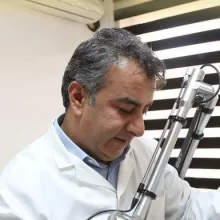 Dr. Servet Karayün — Sertifikalı Medikal Estetik, Çankaya, Ankara. Portre fotoğrafı.