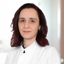 Op. Dr. Neslihan Alan — Kadın Hastalıkları Ve Doğum, Pendik, İstanbul. Portre fotoğrafı.