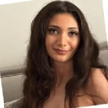 Psk. Aysu Gizem Alemdar — Psikoloji, İstanbul. Portre fotoğrafı.