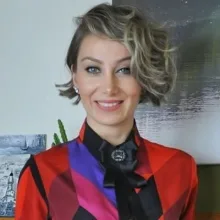 Uzm. Psk. Gizem Çeviker — Psikoloji. Portre fotoğrafı.