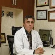 Prof. Dr. Ali Çay — Çocuk Cerrahisi, İstanbul. Portre fotoğrafı.