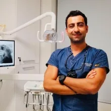 Uzm. Dt. Zeynel Abidin Şimşekyılmaz — İstanbul. Portre fotoğrafı.