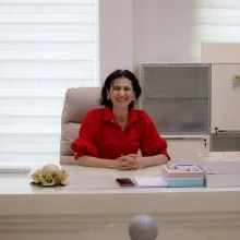 Op. Dr. Özlem Canbolat Bayramoğlu — Kadın Hastalıkları Ve Doğum, Ankara. Portre fotoğrafı.
