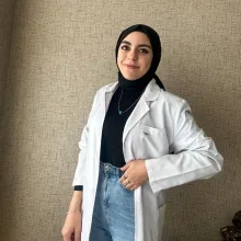 Psk. Esra Nur Kılıç — Psikoloji, Aksaray. Portre fotoğrafı.