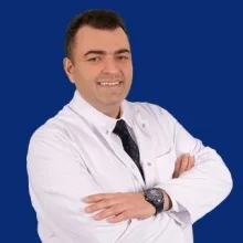Op. Dr. Ramazan Sarı — Beyin Ve Sinir Cerrahisi, Sarıyer, İstanbul. Portre fotoğrafı.