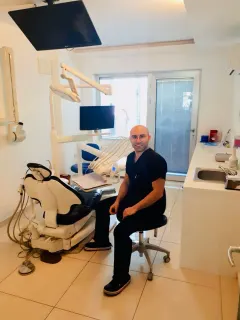 Uzm. Dt. Emre Çengelli profilinde yer alan galeri fotoğrafı.
