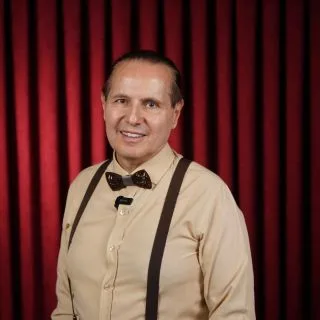 Uzm. Dr. Murat Vehbi Gökçe — Fiziksel Tıp Ve Rehabilitasyon, Ankara. Portre fotoğrafı.