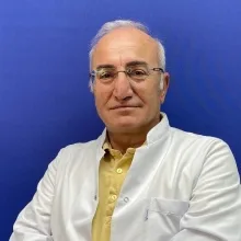Op. Dr. Murat Günal — Beyin Ve Sinir Cerrahisi, İstanbul. Portre fotoğrafı.