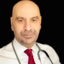 Prof. Dr. Burak Şakar — Tıbbi Onkoloji, Fatih, İstanbul. Portre fotoğrafı.
