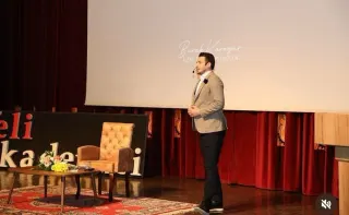 Kl. Psk. Burak Karagür profilinde yer alan galeri fotoğrafı.