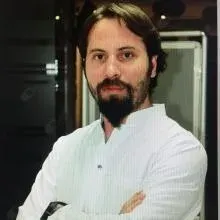 Op. Dr. Süleyman Karaman — Göz Hastalıkları, Antalya. Portre fotoğrafı.