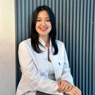 Uzm. Dt. Burcu Özden Hacıoğlu profilinde yer alan galeri fotoğrafı.