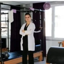 Fzt. Tuğçe Atmaca — Fizyoterapi Ve Rehabilitasyon, Hatay. Portre fotoğrafı.