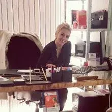 Op. Dr. Nihan Tosun — Kadın Hastalıkları Ve Doğum, İstanbul. Portre fotoğrafı.