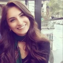 Burcu Uzuner — Çocuk gelişimi, Çorum. Portre fotoğrafı.