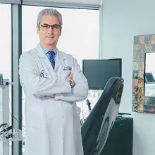 Prof. Dr. Selim Sermed Erbek — Ankara. Portre fotoğrafı.