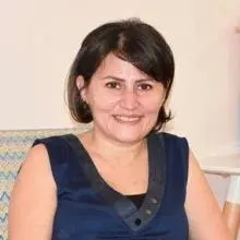 Uzm. Dr. Seçil Gassaloğlu — Çocuk ve Ergen Psikiyatrisi, Bursa. Portre fotoğrafı.