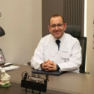 Op. Dr. Ömer Dai — Kadın Hastalıkları Ve Doğum, Şehitkamil, Gaziantep. Portre fotoğrafı.