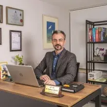 Op. Dr. Hamit Kafkas Çelik — Genel Cerrahi, İstanbul. Portre fotoğrafı.