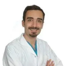 Dt. Mustafa Osman Yüce — Diş Hekimi, Ankara. Portre fotoğrafı.