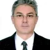 Op. Dr. Ersun Hasipoğlu — Plastik Rekonstrüktif Ve Estetik Cerrahi, İstanbul. Portre fotoğrafı.