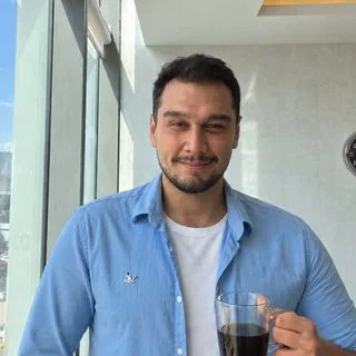 Psk. Mertcan Çubukçu — Psikoloji, Ankara. Portre fotoğrafı.