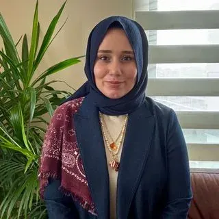 Kl. Psk. Merve Yaşar — Psikoloji, İstanbul. Portre fotoğrafı.
