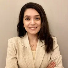 Kl. Psk. Elif Karataş Tan — Psikoloji, İstanbul. Portre fotoğrafı.