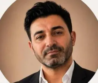 Op. Dr. Emrullah Akay profilinde yer alan galeri fotoğrafı.